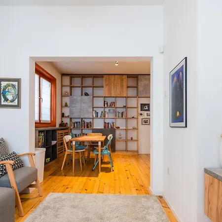 Colorful Getaway Right Next To Ndk By Flat Mаnager * Sofia