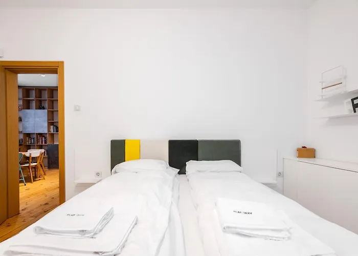 Colorful Getaway Right Next To Ndk By Flat Mаnager アパート